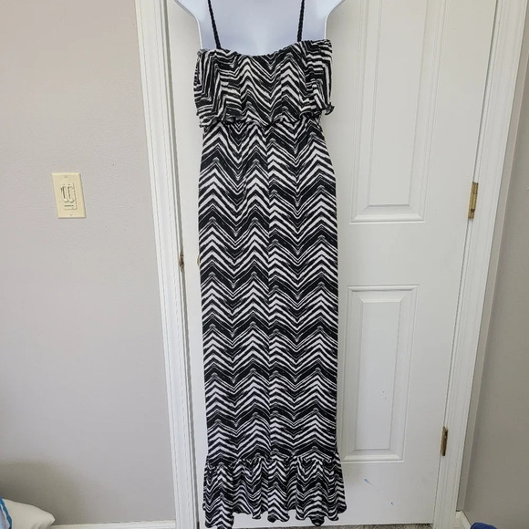 J Valdi Black White Chevron Sleeveless Maxi Dress Braided Staps Flutter Ruffle L - Picture 7 of 13